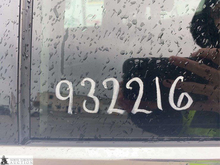 2017-hyundai-santa-fe-image-31