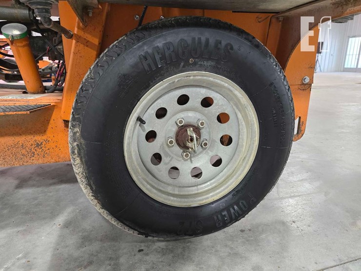 2019-broce-bw260-image-23