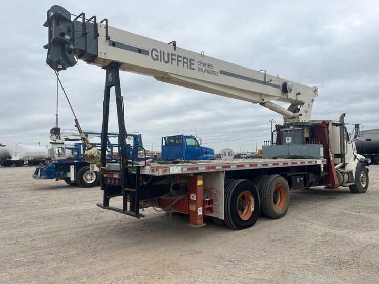 2007-sterling-lt7500-image-5