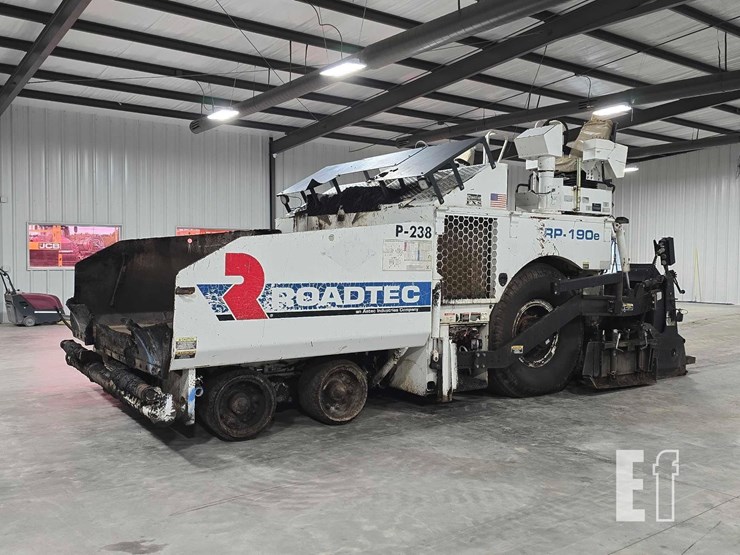 2017-roadtec-rp190e-image-1