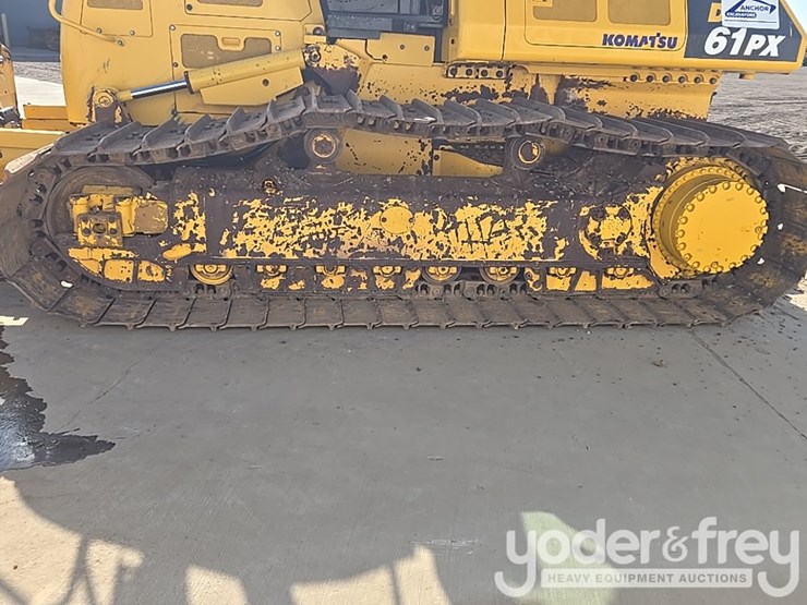 2023-komatsu-d61px-24-image-9