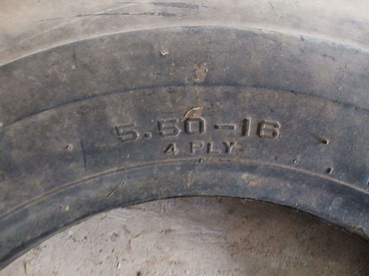 (2)-5.50-16.-(1)-33x5-tires-image-14