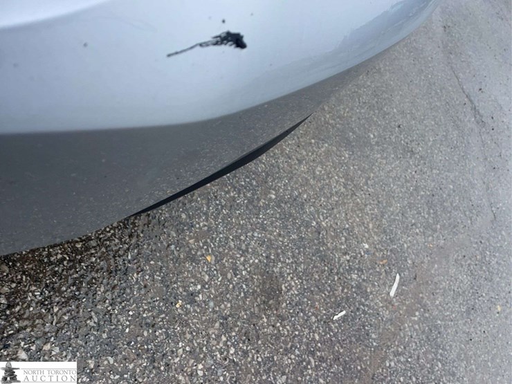 2017-chevrolet-tahoe-image-28