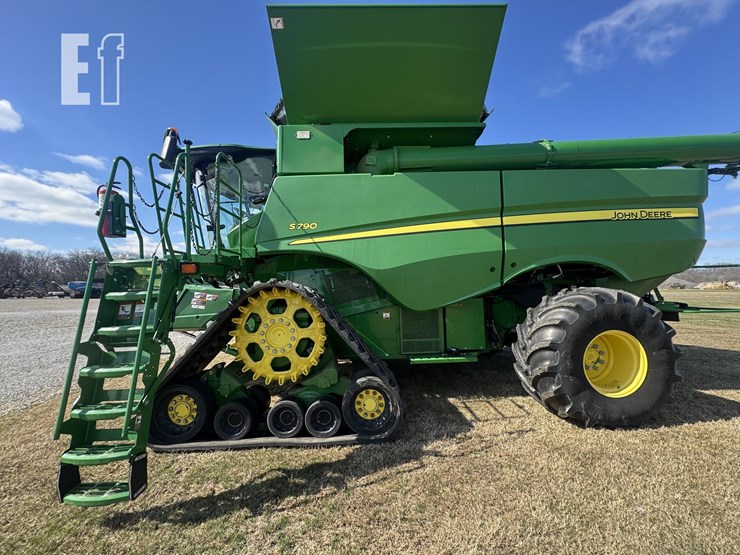 2019-john-deere-s790-image-6