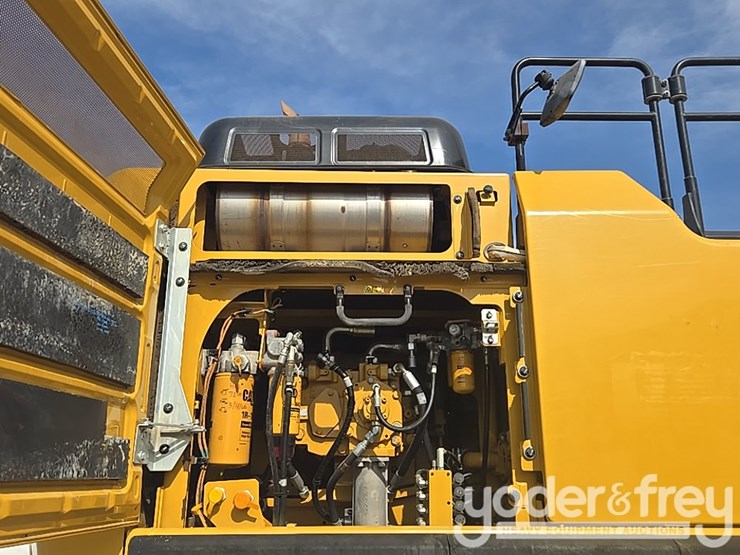 2017-caterpillar-336fl-image-50