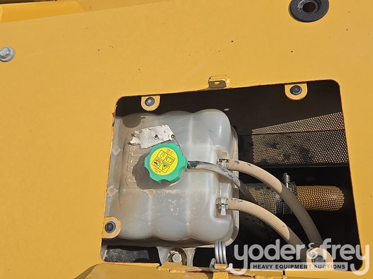 2019-caterpillar-336-image-116