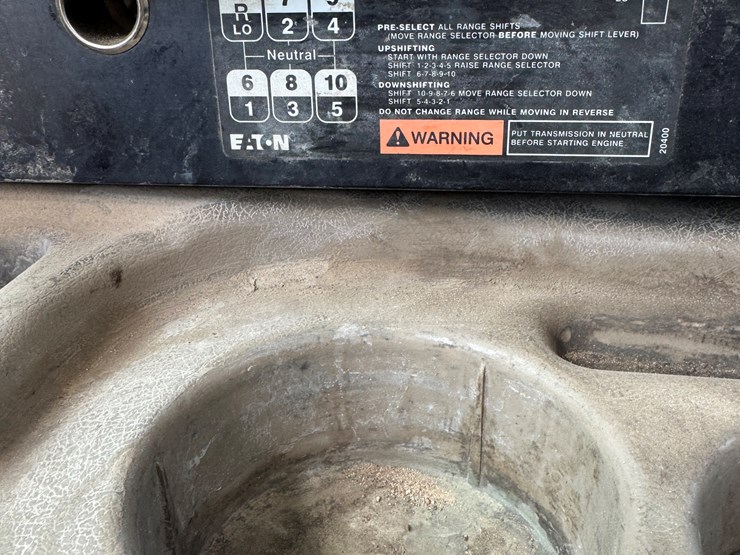 2007-international-9900i-image-6