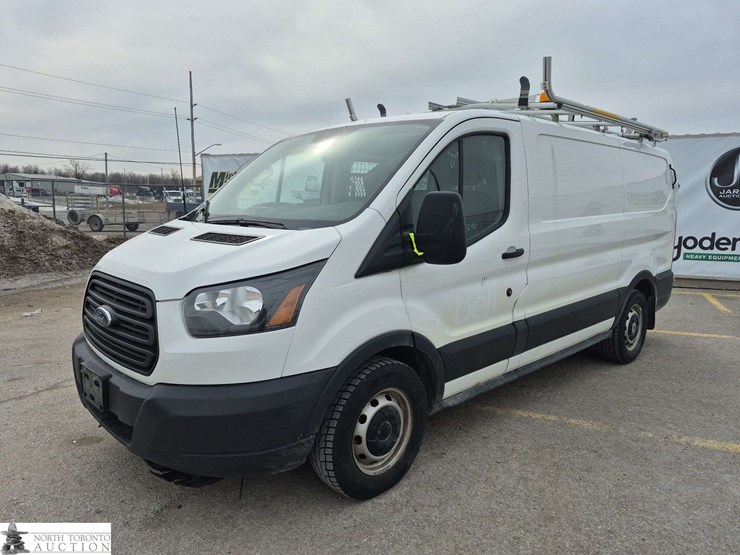 2018-ford-transit-image-1