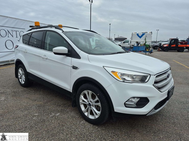 2018-ford-escape-image-3