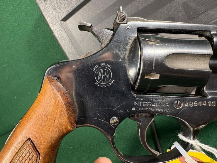 rossi-interarms-22-lr-revolver-image-5
