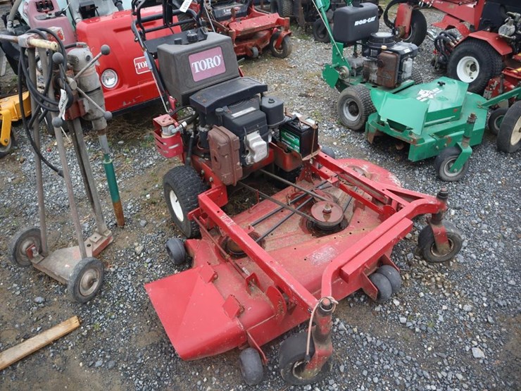 toro-walk-behind-mower-image-1