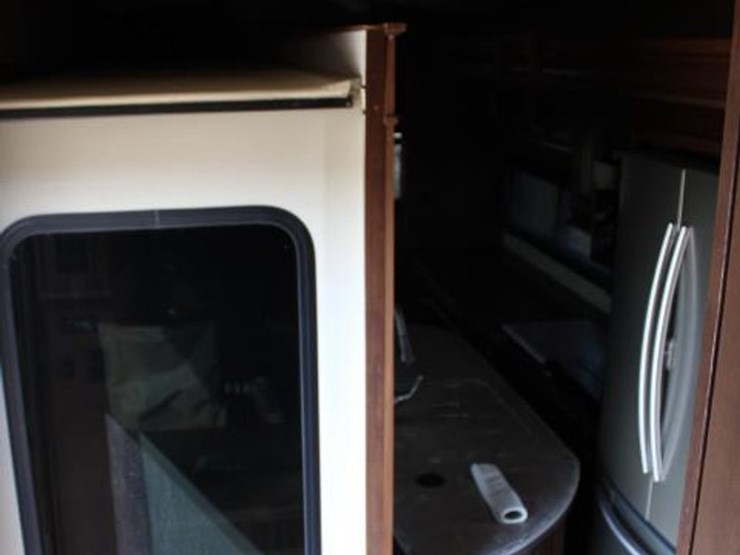 #7364-•-2015-jayco-pinnacle-fifth-wheel-camper-image-29