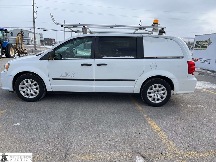 2014-ram-c/v-image-8