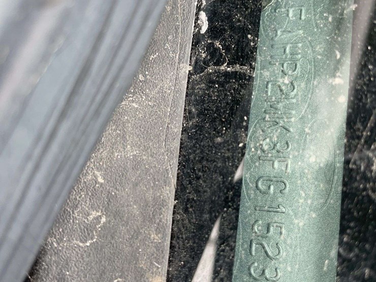 2015-ford-taurus-image-17