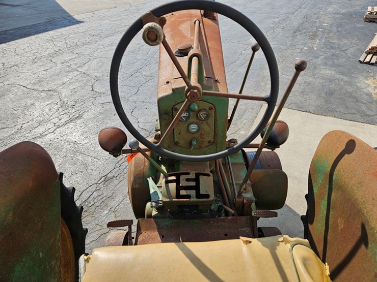 1954-john-deere-60-image-22