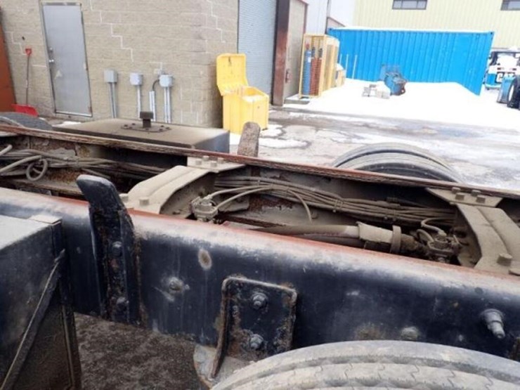 2003-mack-cv713-granite-tri/a-dump-truck-1m2ag10c4-image-11