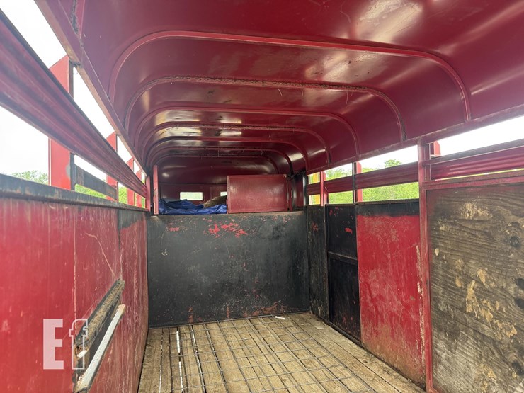 supreme-16-ft-image-11