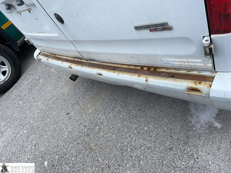 2012-ford-transit-connect-image-29