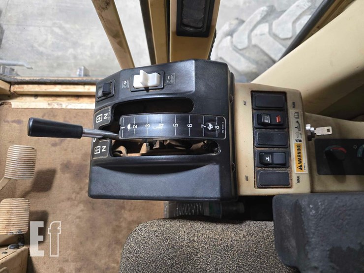 2003-caterpillar-140h-image-22