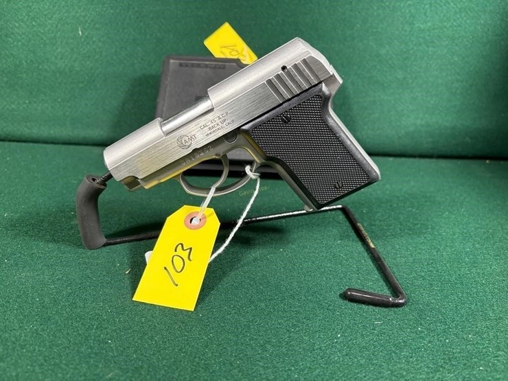 amt-45-acp-"back-up"-pistol-image-6