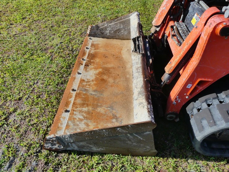 kubota-svl97-2-image-10