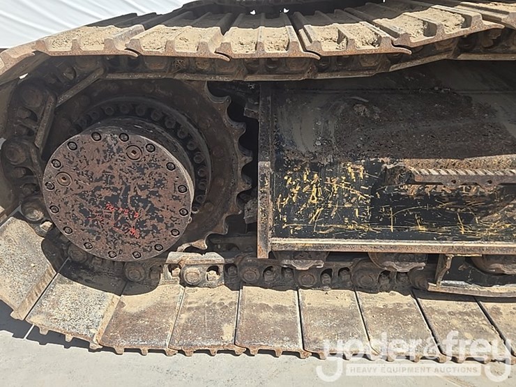 2017-caterpillar-336fl-image-16