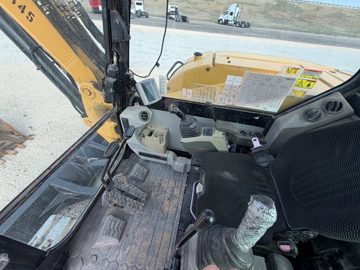 2016-caterpillar-308e2-cr-image-13