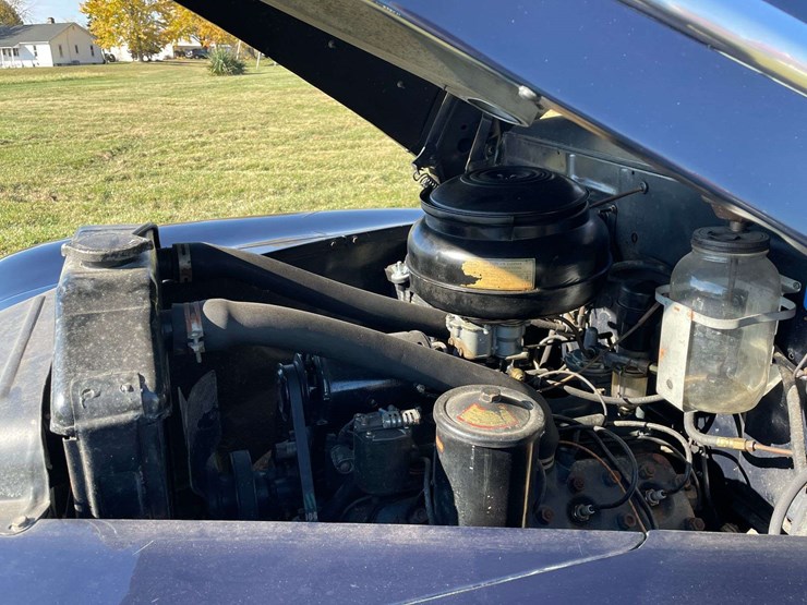 1948-ford-super-deluxe-convertible-image-94