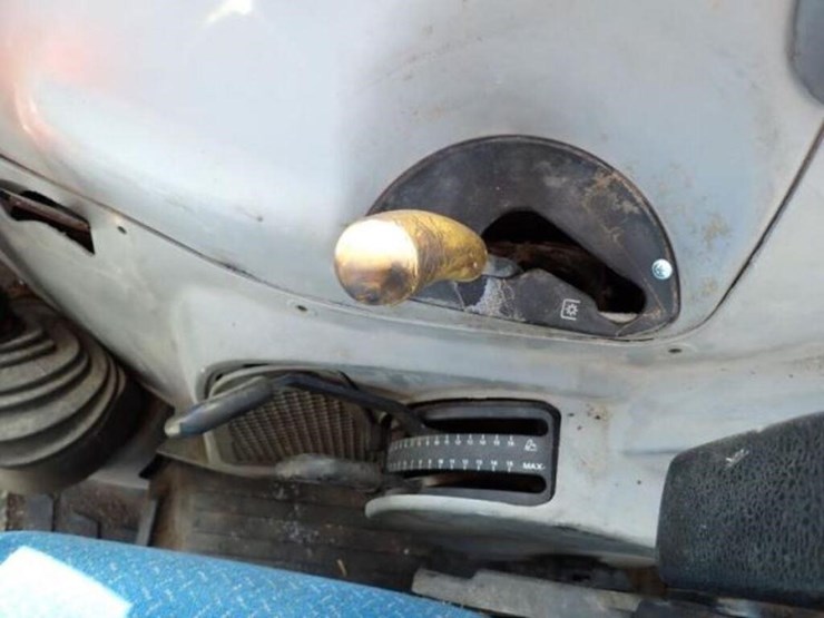 2014-new-holland-t4.75-image-21