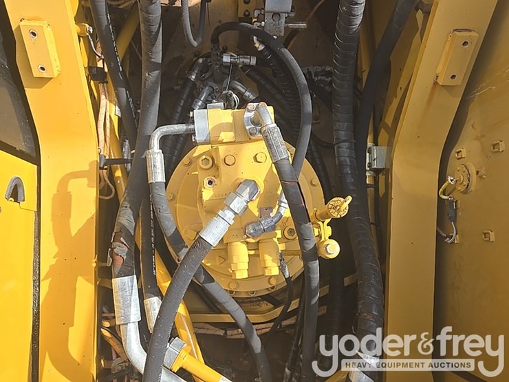 2017-caterpillar-336fl-image-83