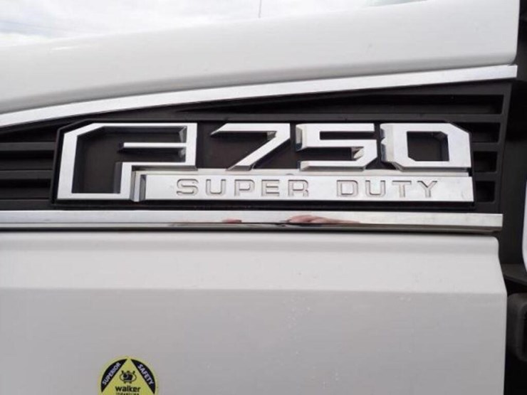 2017-ford-f750-image-22