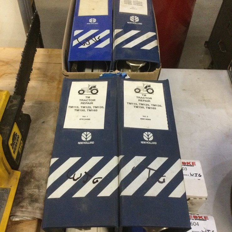 NEW HOLLAND 165