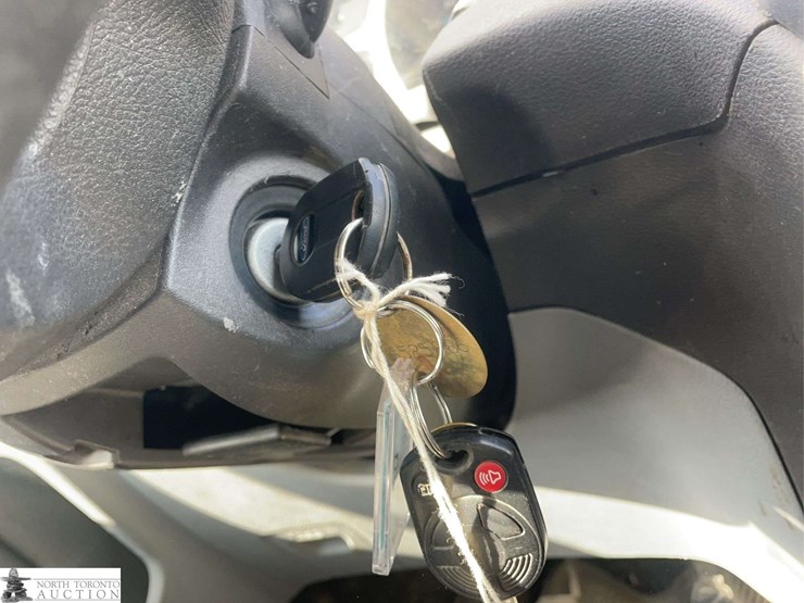 2016-ford-transit-image-14