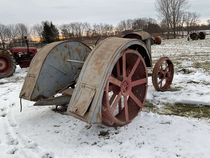fordson-(usa)-parts-tractor-image-4