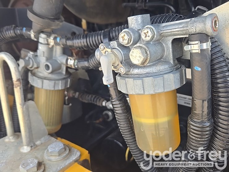 2022-deere-26g-image-52