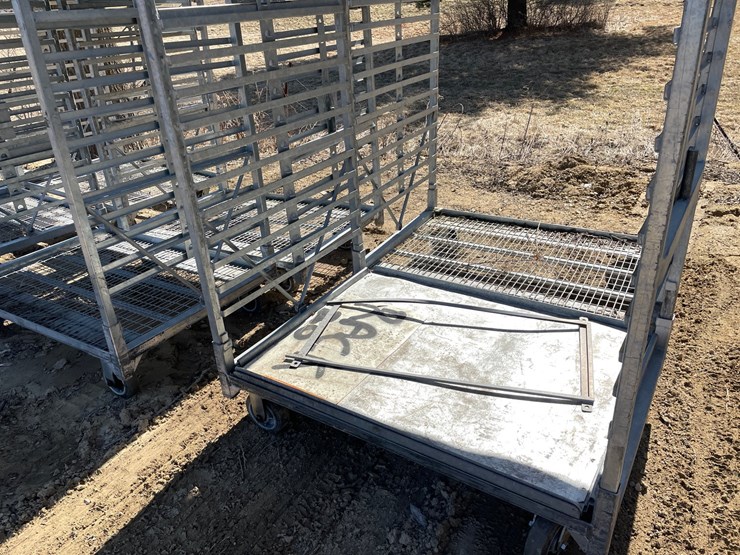 #3965-•-(6)-metal-greenhouse-rolling-racks-image-5