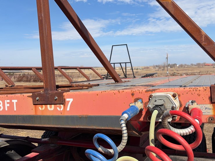 2006-transcraft-flatbed-trailer-image-16