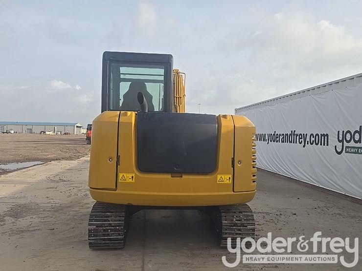 2018-caterpillar-305.5-image-4