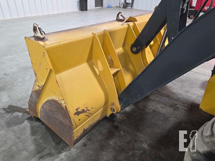 2023-deere-320-p-tier-image-12