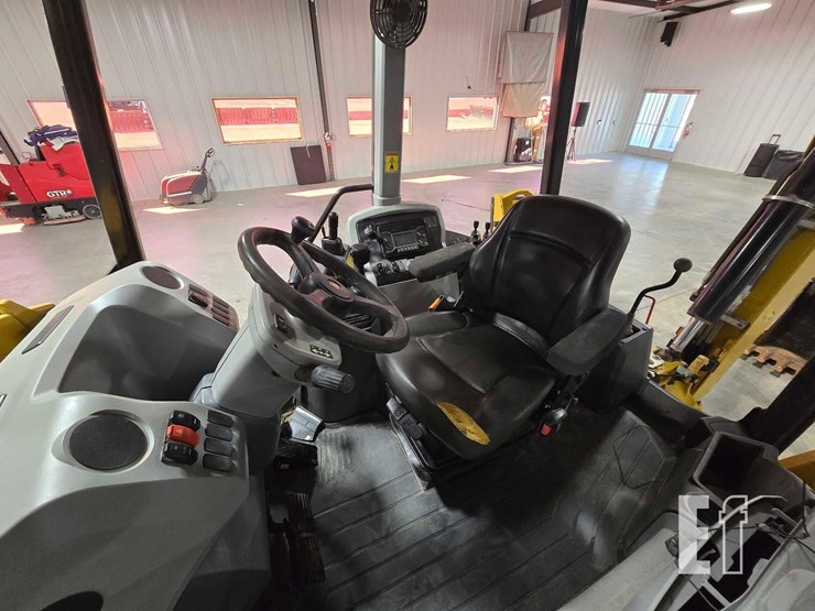 2021-caterpillar-416-image-17