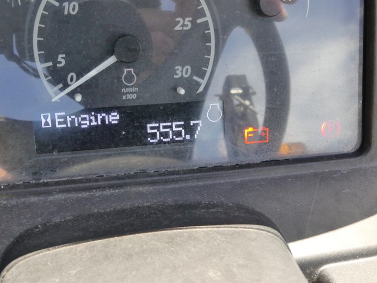 2021-john-deere-3025e-image-13