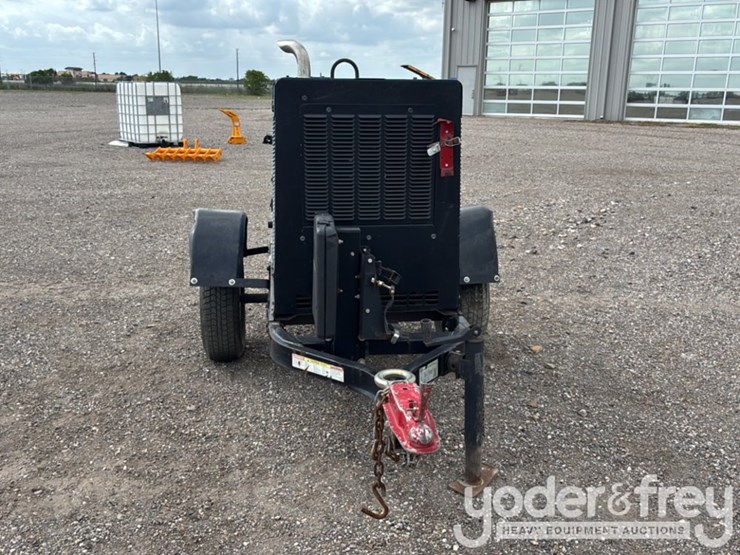 2021-miller-big-blue-400x-pro-image-8