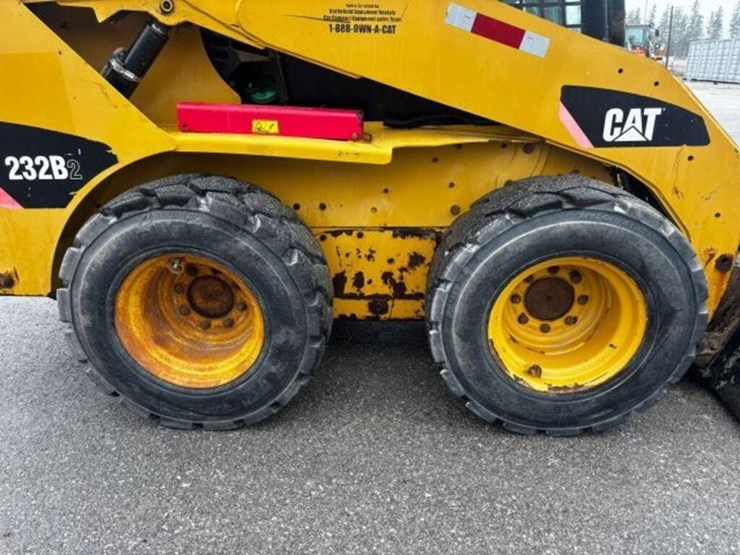 2009-caterpillar-232b2-image-63