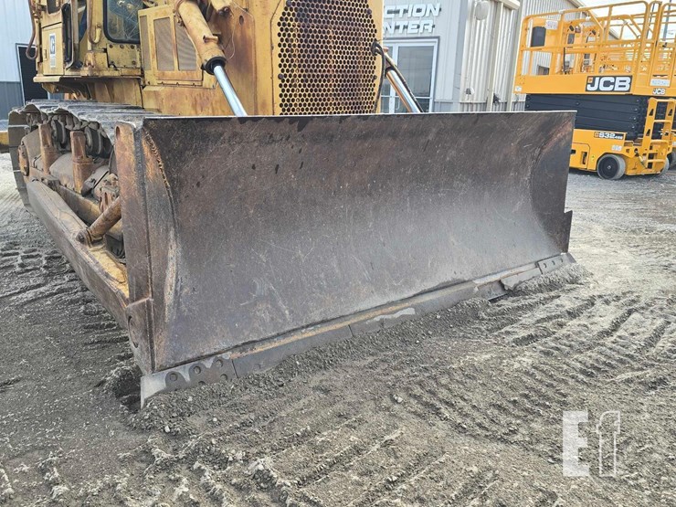 1982-caterpillar-d6d-image-10