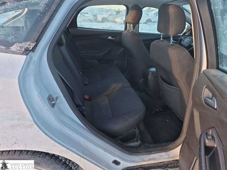 non-operable-2016-ford-focus-image-24