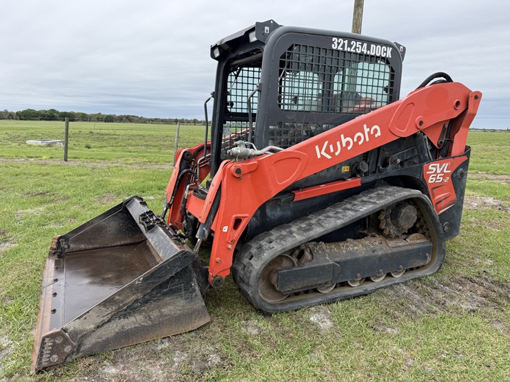 2022-kubota-svl65-2-image-1