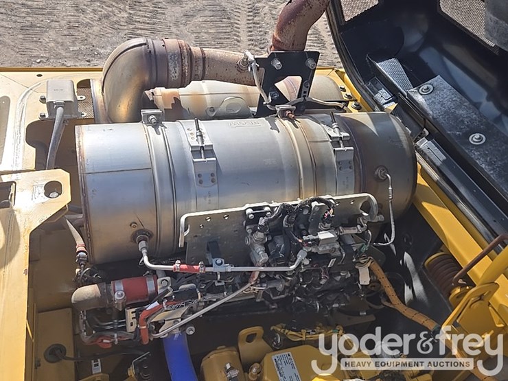 2017-caterpillar-336fl-image-70