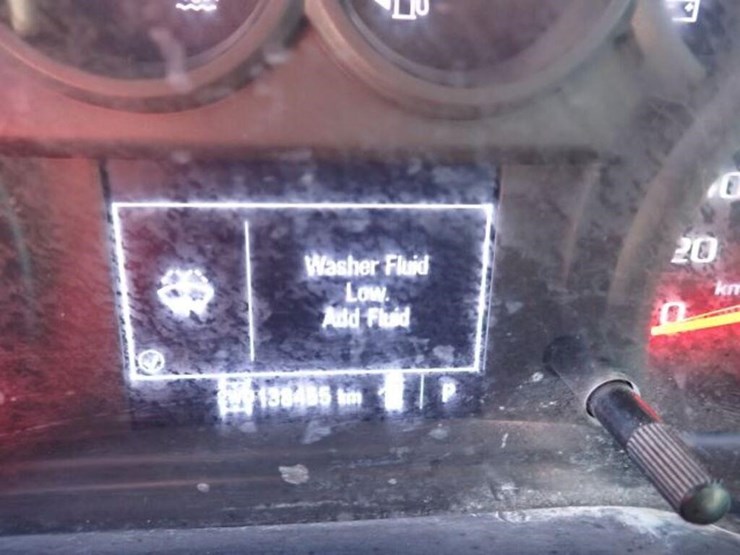 2022-chevrolet-2500hd-image-10