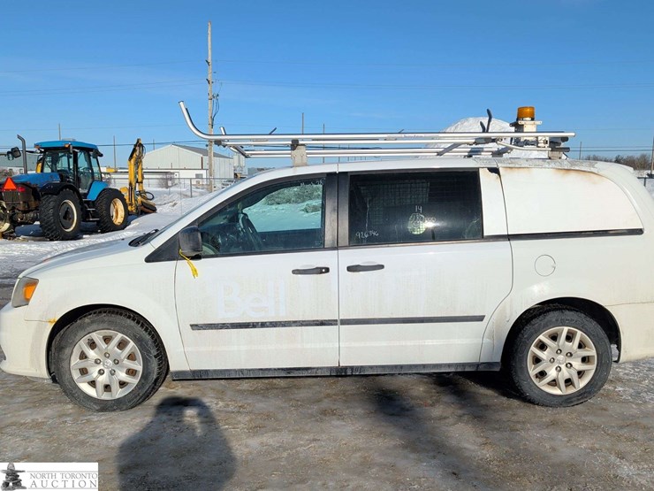 2014-ram-c/v-image-3