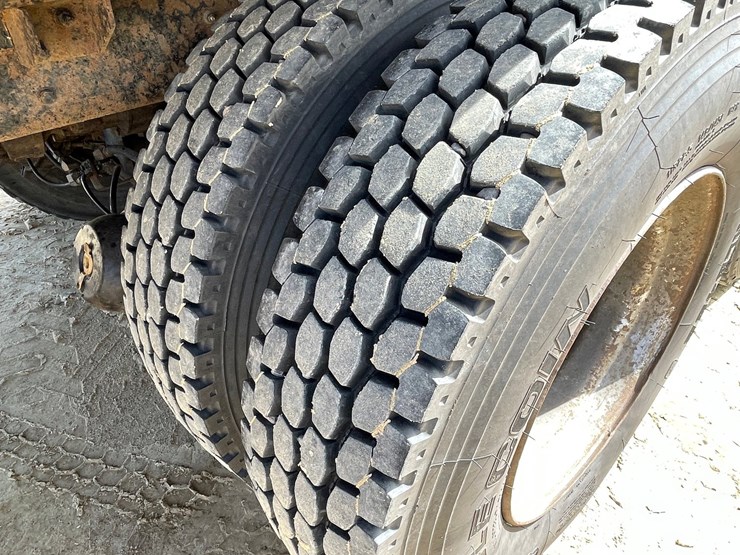 #401-•-1991-mack-rb688s-dump-truck-(has-mn-title)-image-137